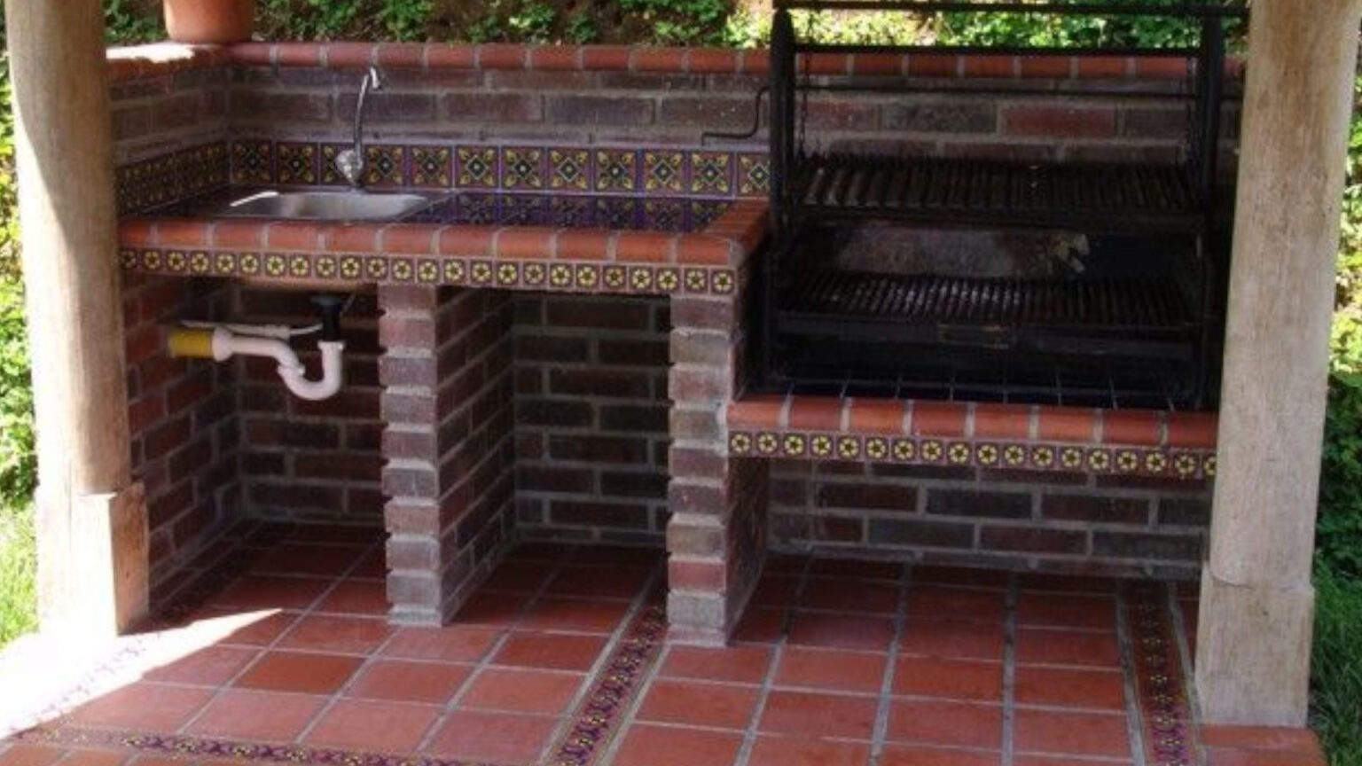 Parrillas de Ladrillos Comunes | Modelos | Medidas | Precios | Piso